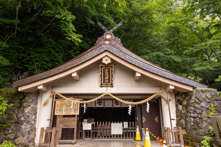 パワーを授かりに長野・戸隠へ♪ 天の岩戸神話ゆかりの「戸隠神社」五社めぐり