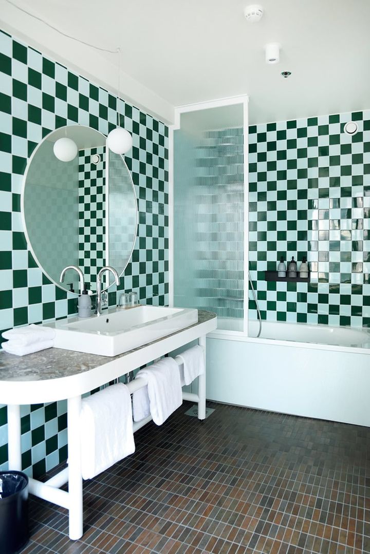 【Hobo Hotel Helsinki】デザイン性が高くスタイリッシュな客室