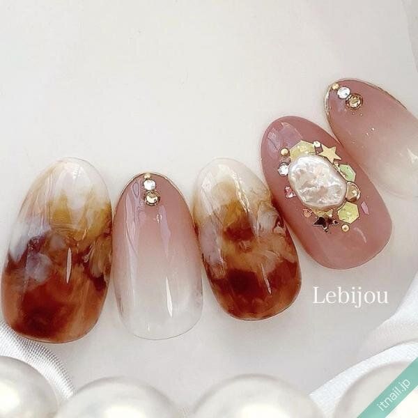 Le bijouが投稿したネイルデザイン [photoid:I0129222] via Itnail Design (743760)