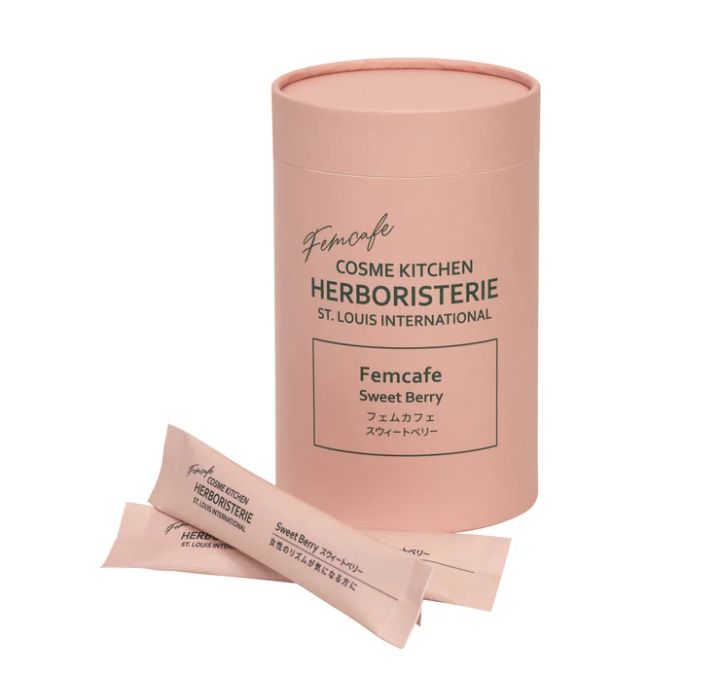 月星座・蠍座の2025年上半期 運気アップコスメ&アイテム 【Cosme Kitchen HERBORISTERIE】フェムカフェ スウィートベリー 28包入り ¥3888／マッシュビューティーラボ