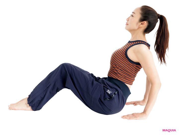 美ボディの最重要パーツはここ！ 神崎 恵さんが実践する美首&美肩トレーニング_6