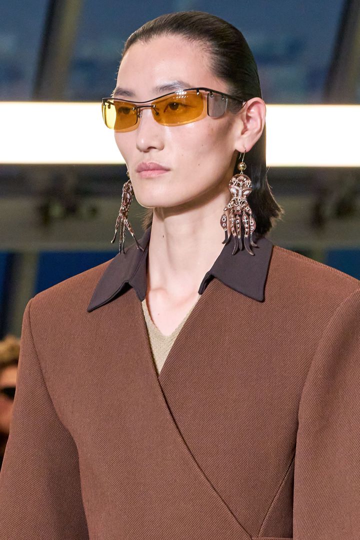 トリー バーチ 2025年春夏コレクションより。