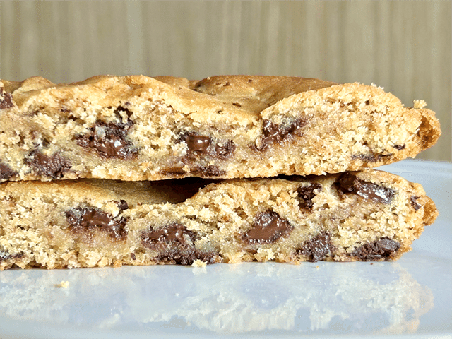 お店で焼いたチョコクッキー 断面