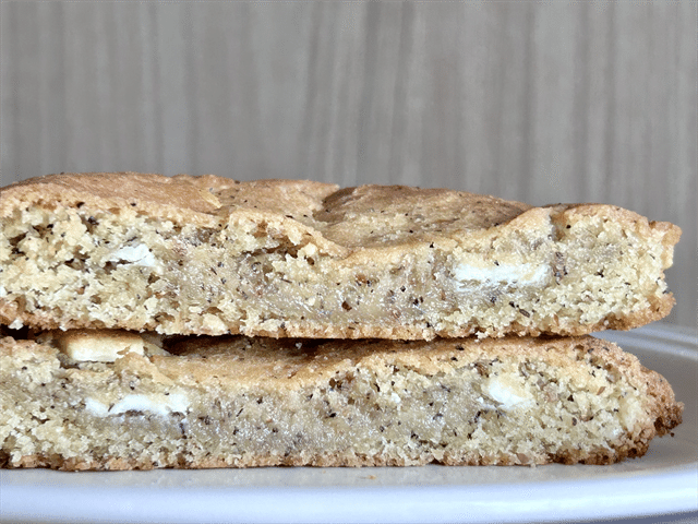 お店で焼いたアールグレイ香る紅茶クッキー 断面