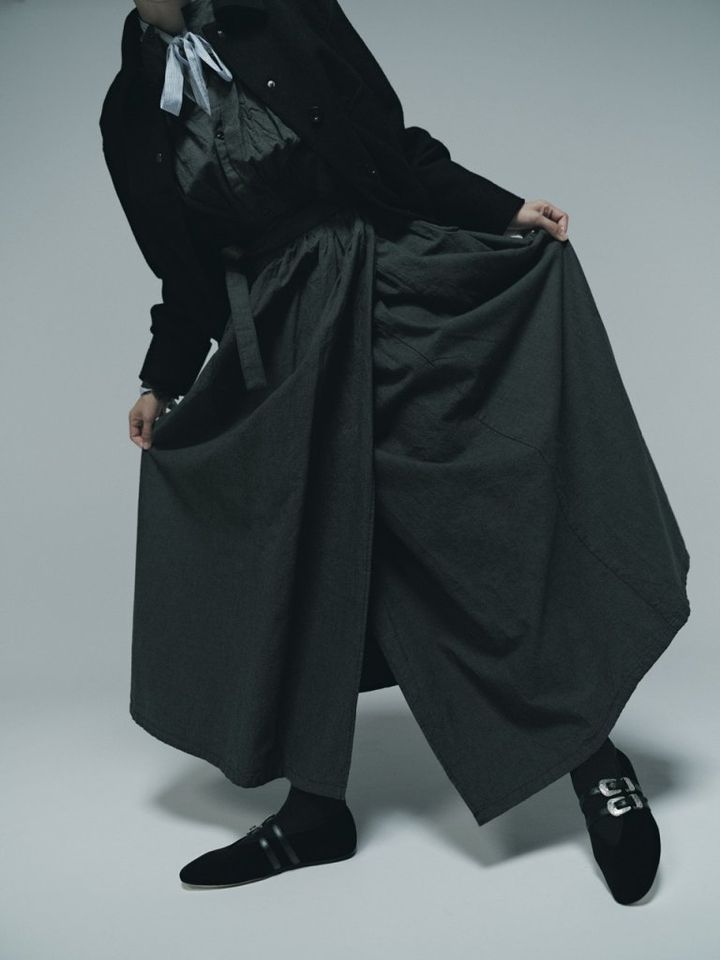 タイムレスな装いの魅力を深掘り！ イームズ夫妻のおしゃれな着こなし8選【イームズファッション】