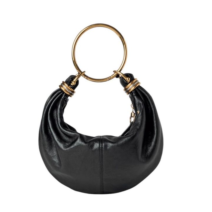 クロエのブレスレットバッグ