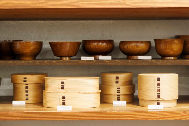 クリスマスコーデも♪ぬくもりを感じる日々の暮らしの道具店「エンカウンター マディ アオヤマ」