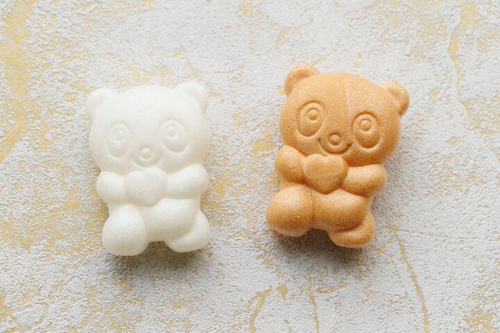 和菓子で祝うクリスマスはいかが？ 長く愛される定番も♪ 「本郷 三原堂」