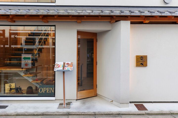 おばんざいとミニ丼3種のランチプレートが人気♪ 京都河原町「KOTOWARI」へ