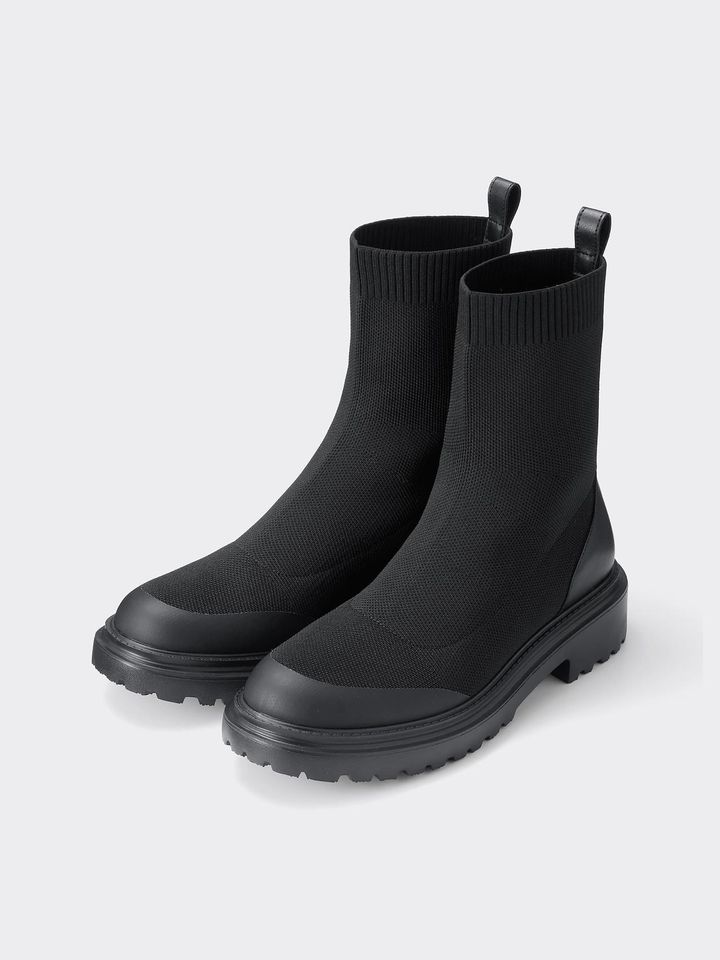 画像1: 出典：GU