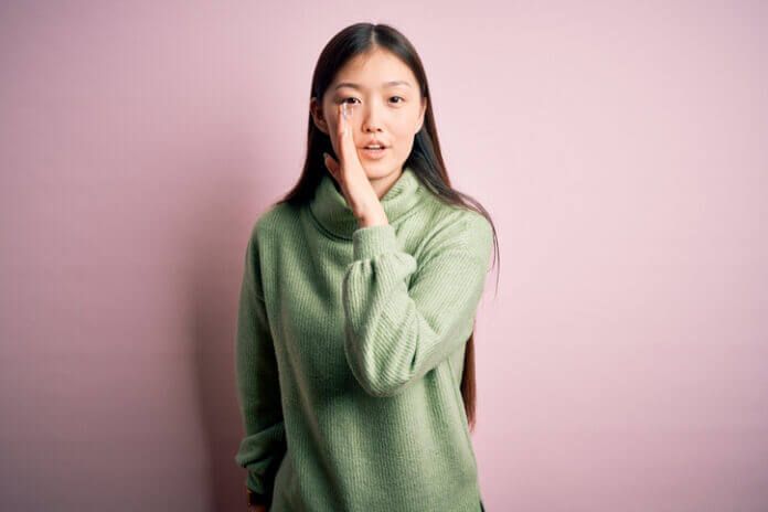 見ていてこっちまで気分悪くなる… フキハラをやりがちな女性の特徴4つ