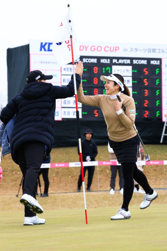 仲宗根澄香、山本景子ペアが優勝！「KDDI LADY GO CUP in スターツ笠間ゴルフ倶楽部」