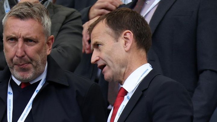 世界的チーム、20億円で引き抜いたディレクターとの契約解除…わずか160日で