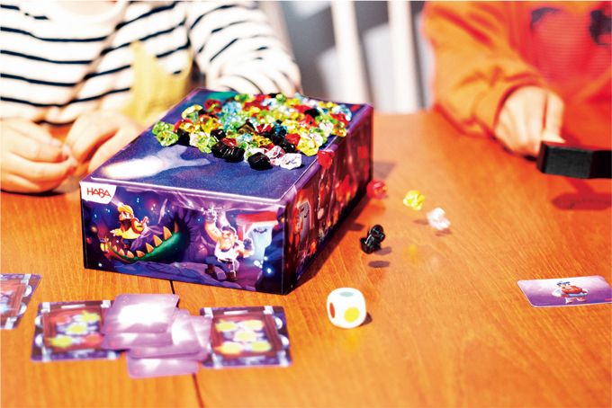 年末年始に家族で盛り上がる！ カラフルな積み木や宝石で楽しく遊んで賢くもなれる「はじめてのボードゲーム」【最新号からちょっと見せ】の画像2