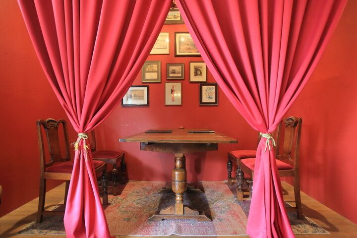 アンティーク＆レトロな雰囲気で優雅にティータイム。伊勢・外宮前のアートな喫茶店「喫茶と雑貨Dali」