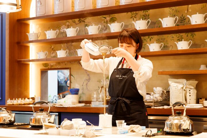 紅茶ブランドが手がける自家製チョコレートを目当てに、大阪・阿部野「エクラ・ドウ・ペ by アムシュティー」