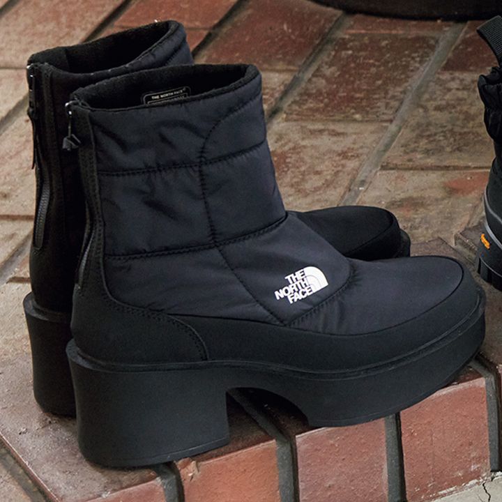 ザノースフェイスの厚底ブーツは歩きやすさも抜群