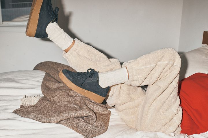 フワフワ、シャカシャカ、モコモコ…秋冬コーデに欠かせないオノマトペファッション6選