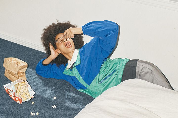 フワフワ、シャカシャカ、モコモコ…秋冬コーデに欠かせないオノマトペファッション6選