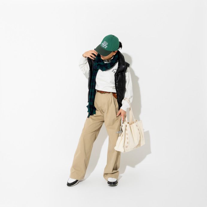 ゴルフコーディネートの新定番！ おしゃれが激変するチノパンツ