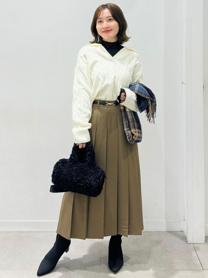 画像2: 出典：GU