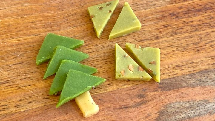 ヨックモックのおうちで手作りクッキー クリスマスツリーアレンジ