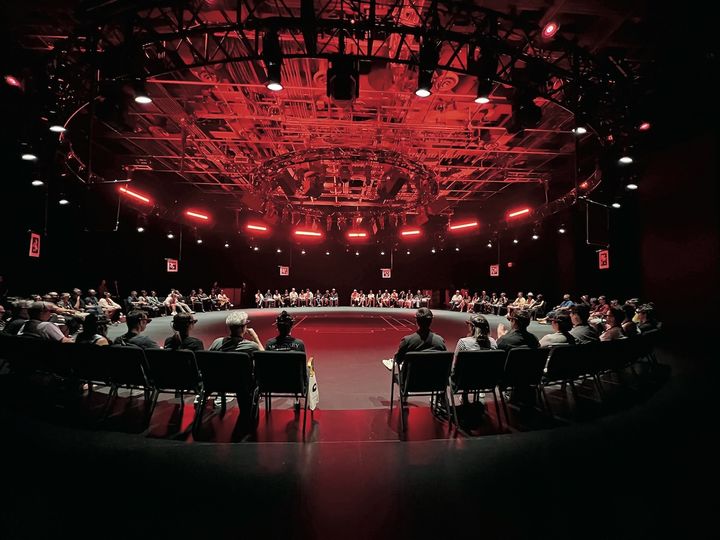 2023年6月にNYで初公開された際の鑑賞風景