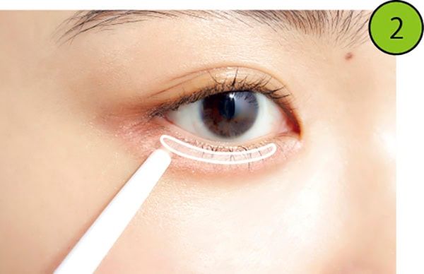 2.コンシーラーでぷっくり