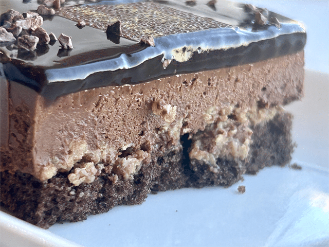 Uchi Café×GODIVA プティノエルショコラ断面