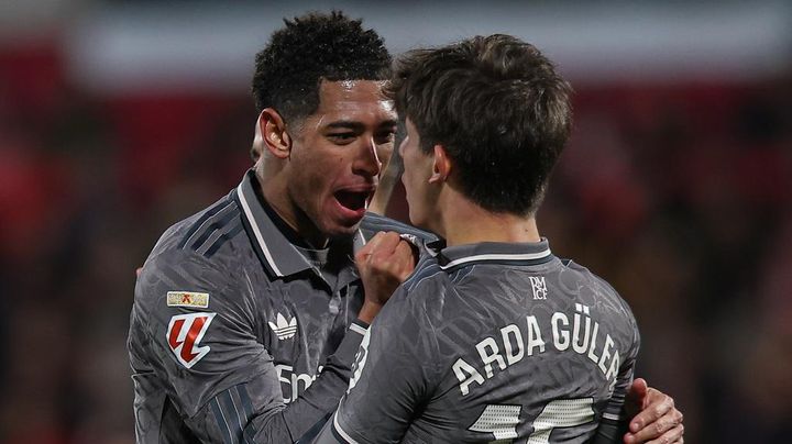 280億円の21歳スター、ケンカした19歳後輩に抱き着き謝罪 「ごめんよ、相棒」