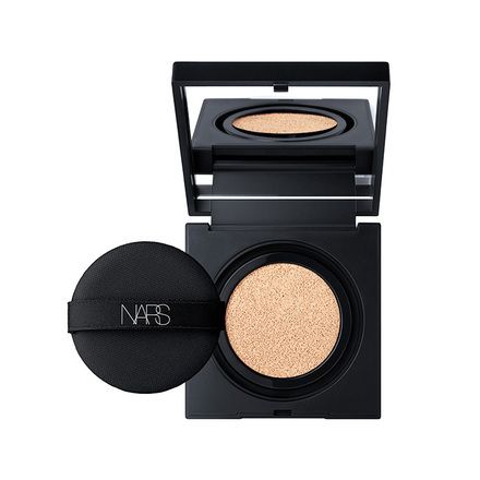 NARS ナチュラルラディアント ロングウェア クッションファンデーション
