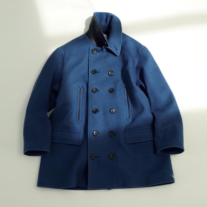 〈ナイスネス〉のピーコート