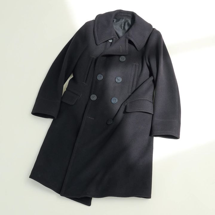 〈アナトミカ〉のピーコート