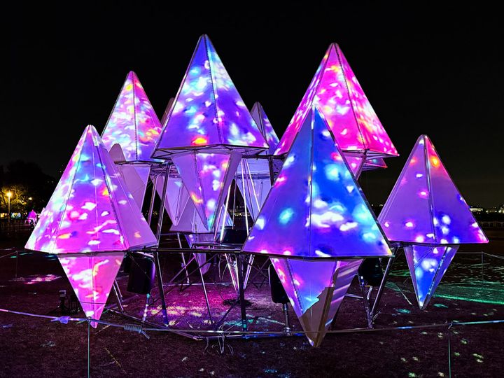 「ハイライト・オブ・ヨコハマ」のイベント「Star Tree（星の木）」の様子