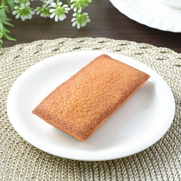 第1位 ファミマルSweets PREMIUM 焦がしバター使用 贅沢フィナンシェ