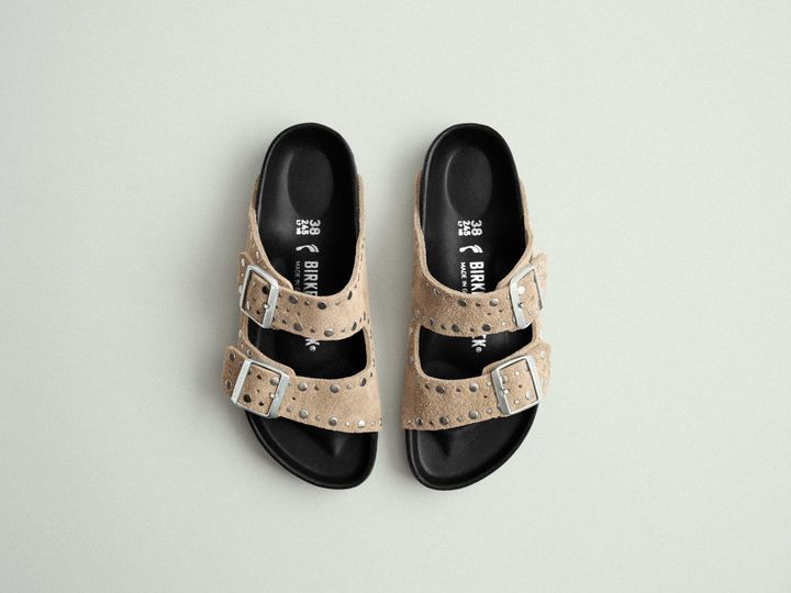 アリゾナ トープ ¥27,500／BIRKENSTOCK（ビルケンシュトック・ジャパン カスタマーサービス）