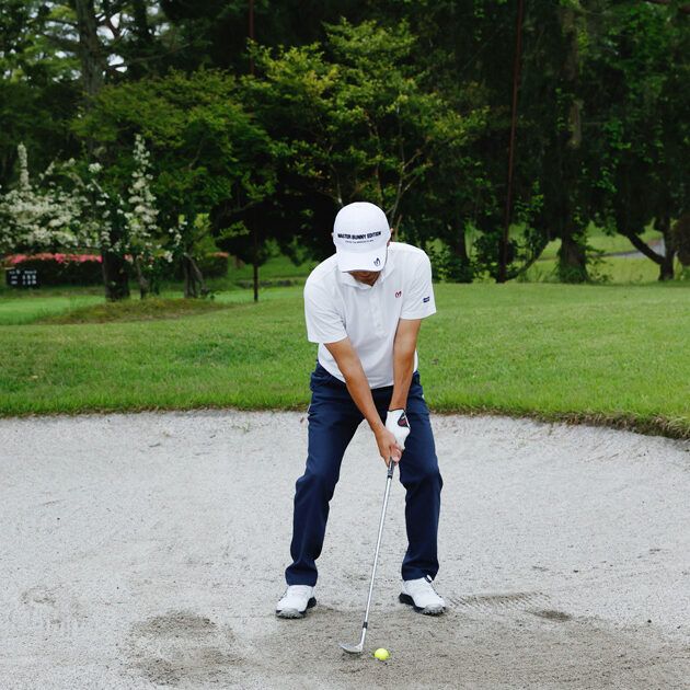 やっかいな“バンカーの目玉”から脱出！ 覚えておきたい2通りの打ち方