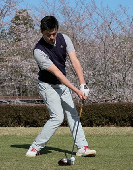 ドライバーが得意になるには？ポイントは「アドレスの手の位置」