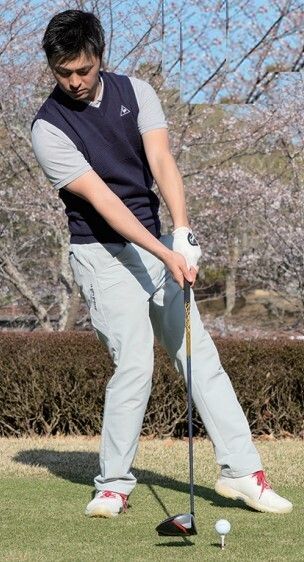 ドライバーが得意になるには？ポイントは「アドレスの手の位置」