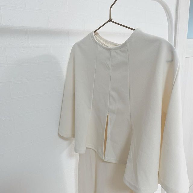 しまむら「ケープ＋ワンピース」