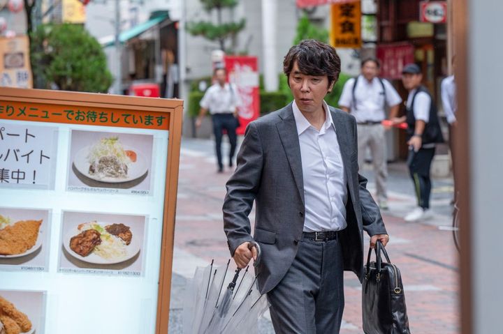 「キッチン オニオン」の看板に惹かれ、立ち止まる。