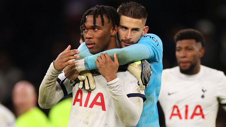 伊東＆中村が大当たり！異国で一緒にプレーする「代表のチームメイト」たち