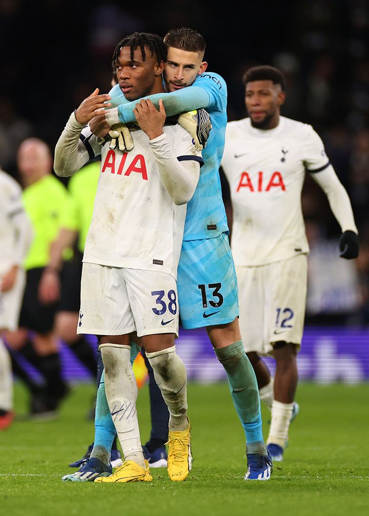 伊東＆中村が大当たり！異国で一緒にプレーする「代表のチームメイト」たち