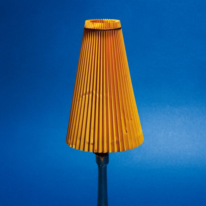 暮らしになじむヴィンテージ。ノルウェーで見つけたミッドセンチュリー期のランプシェード【おしゃれビトが集めちゃうもの】