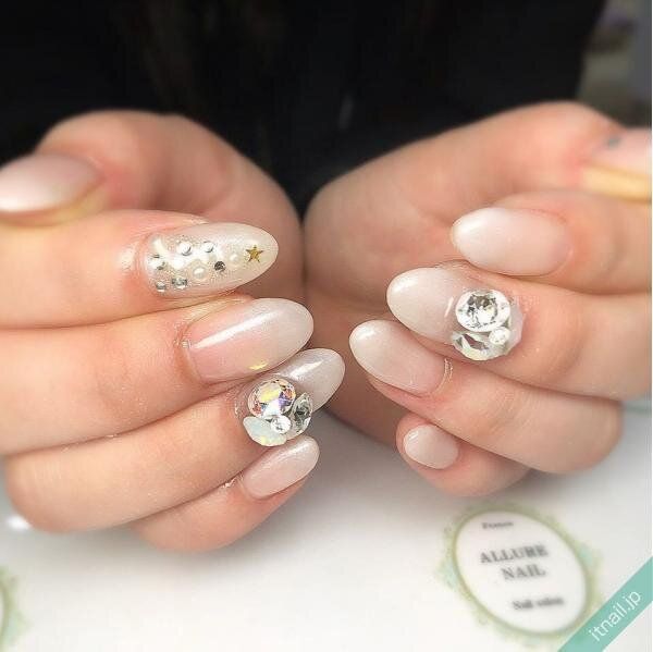 ALLURENAILが投稿したネイルデザイン [photoid:I0062490] via Itnail Design (744109)