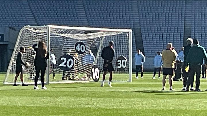 バルサ＆レアルのレジェンドたちが味スタに集結！“史上初”対決イベント形式の「EL CLÁSICO in TOKYO FAN FESTIVAL」が開催される