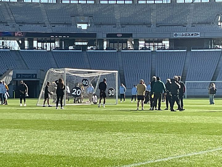 バルサ＆レアルのレジェンドたちが味スタに集結！“史上初”対決イベント形式の「EL CLÁSICO in TOKYO FAN FESTIVAL」が開催される