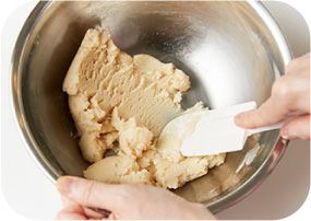 パーティーにアレルギーフリーのおやつはいかが？ 米粉で作る「ベリーとココナッツのタルト」のレシピの画像2