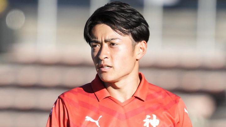 Jリーグ名門、18歳の超高校級スターと契約！アクセス集中でサイトダウン