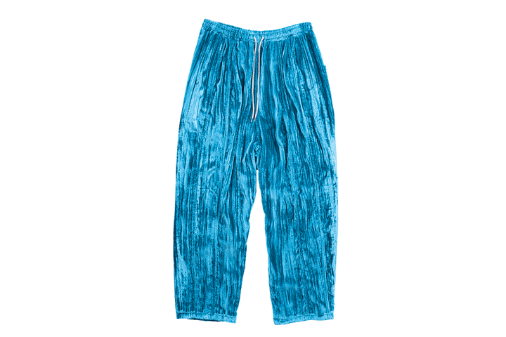 〈ネイタルデザイン〉のトラックパンツ